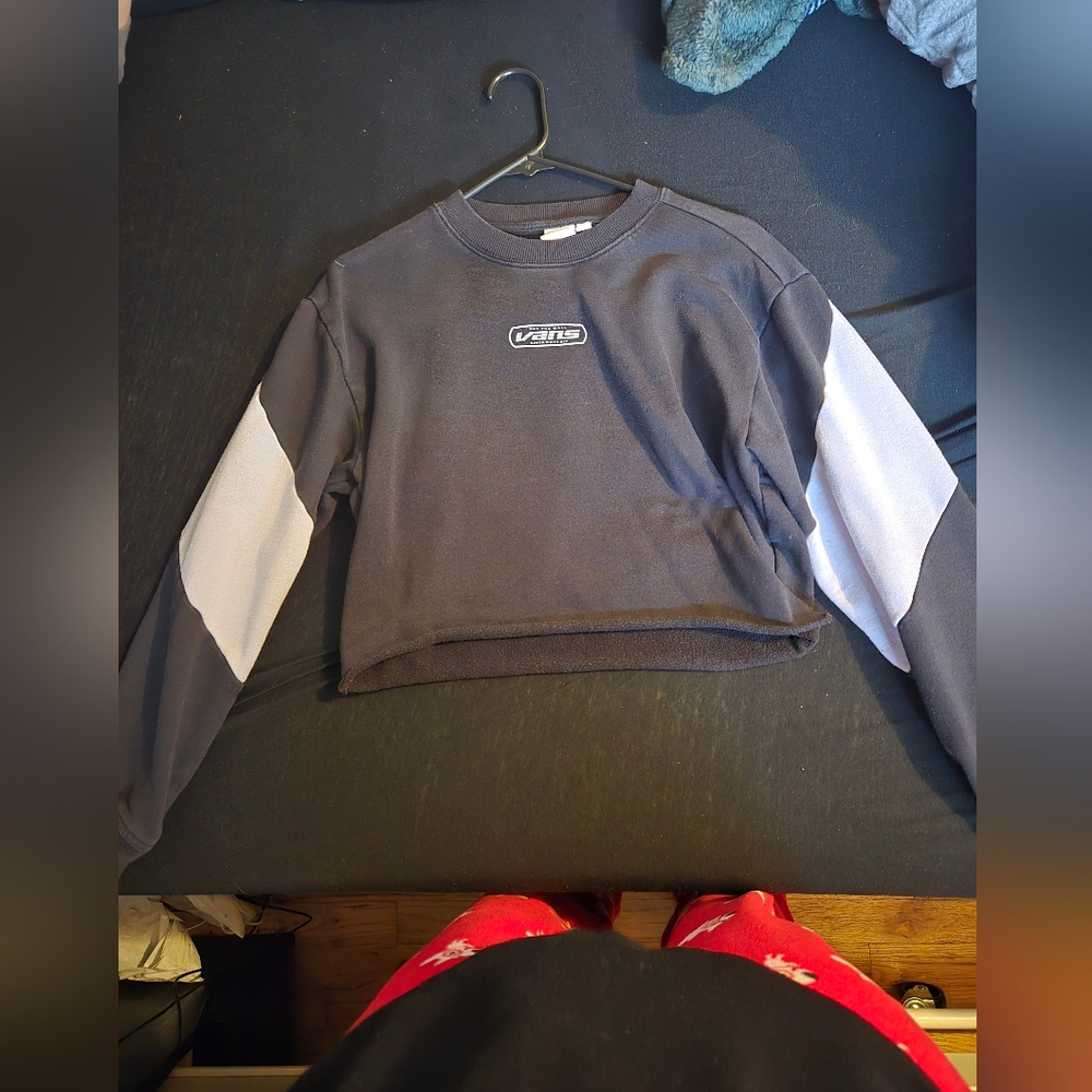 Vans off the wall cropped sweatshirt